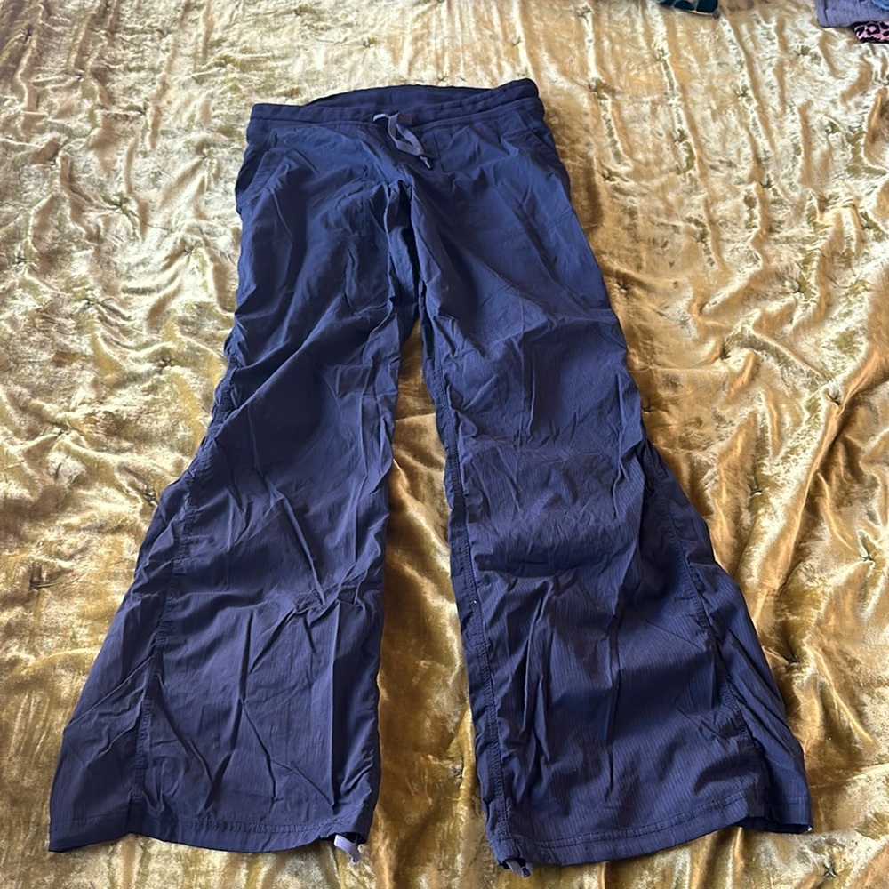 Lululemon athletics size 8 dance studios pant
